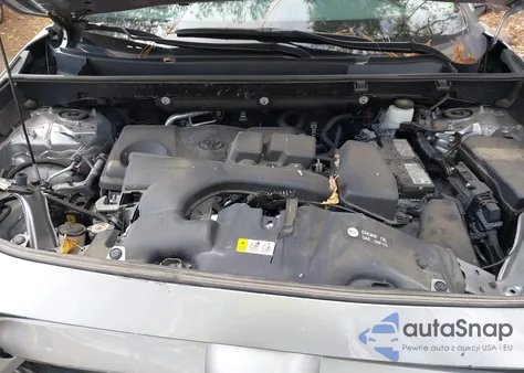 2022 Toyota Rav4 Xle z USA, uszkodzony, nr VIN 2T3P1RFV5NC307333